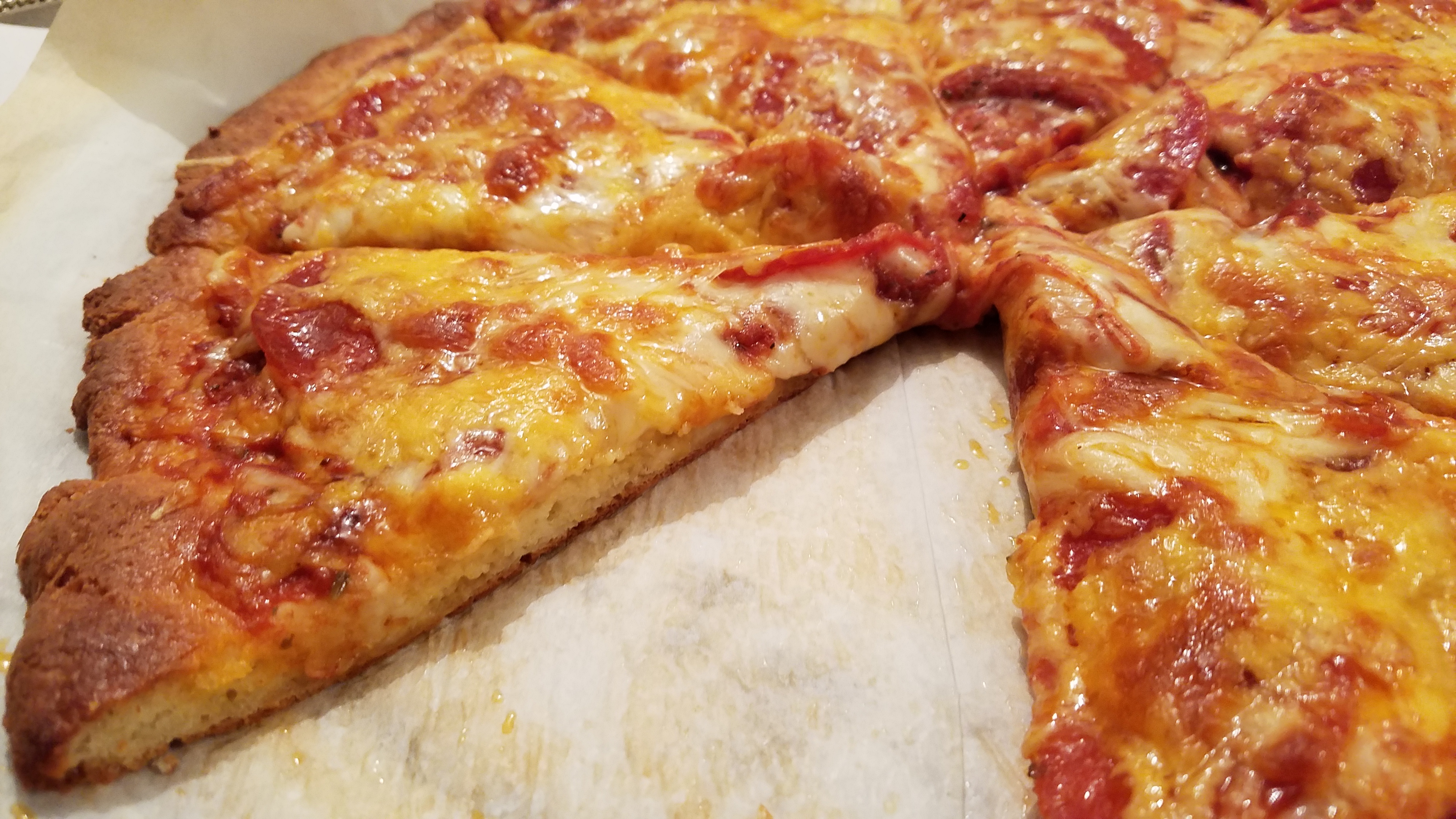 keto pizza with easy keto marinara sauce