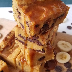 Keto bananas foster blondies
