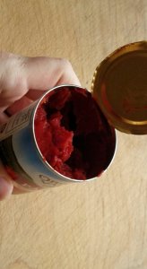 small can of tomato paste