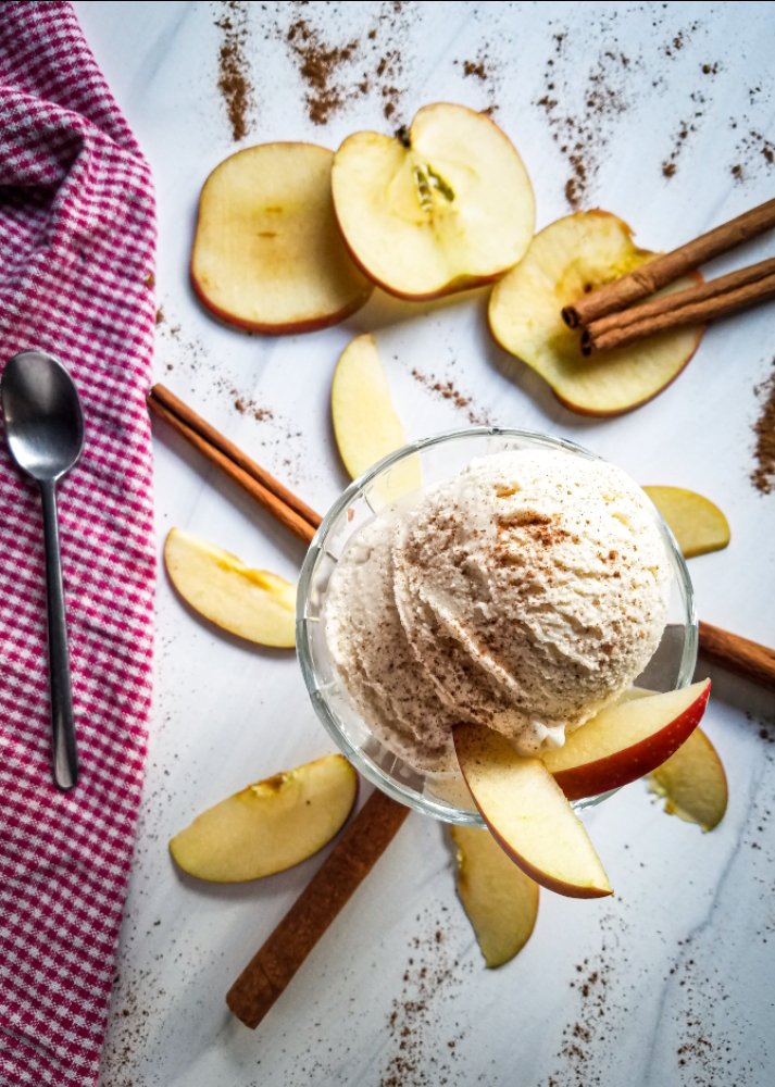 keto apple pie ice cream in a dish with apples and cinnamon