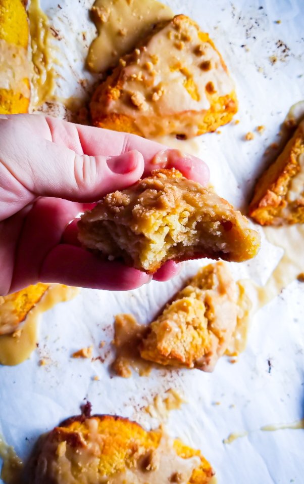 keto maple caramel scones
