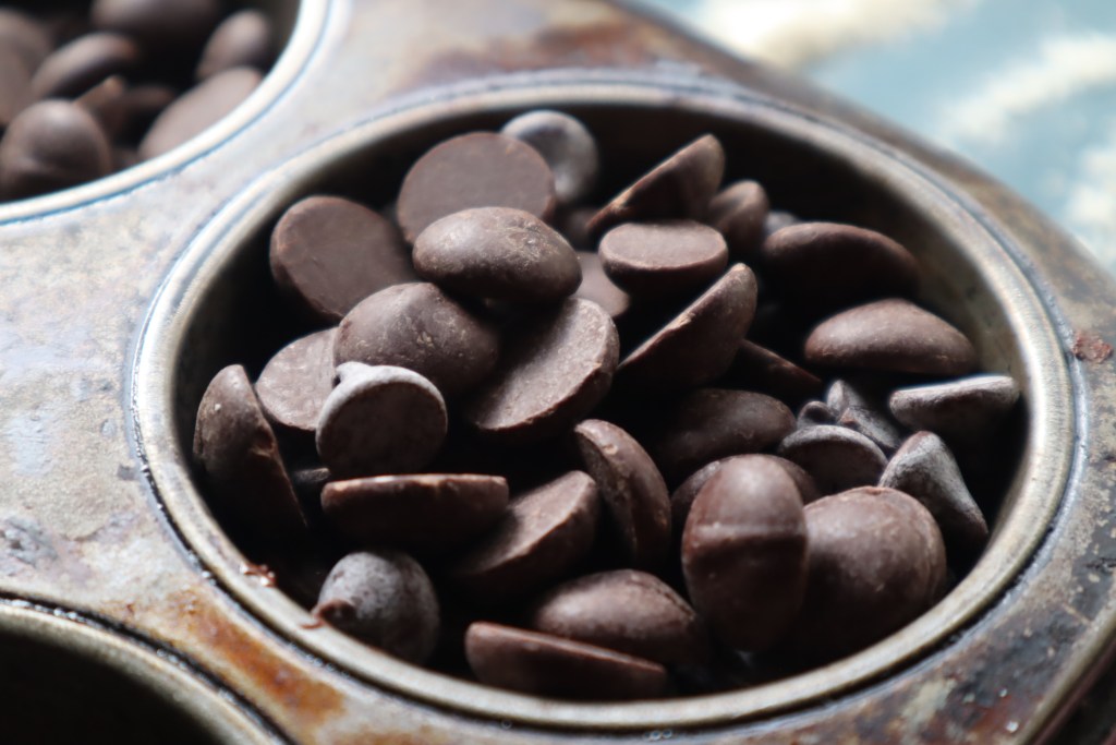 Sugar free chocolate chips in a tin