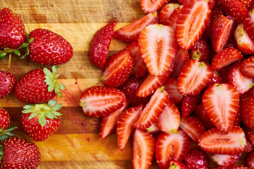 chopped fresh strawberries