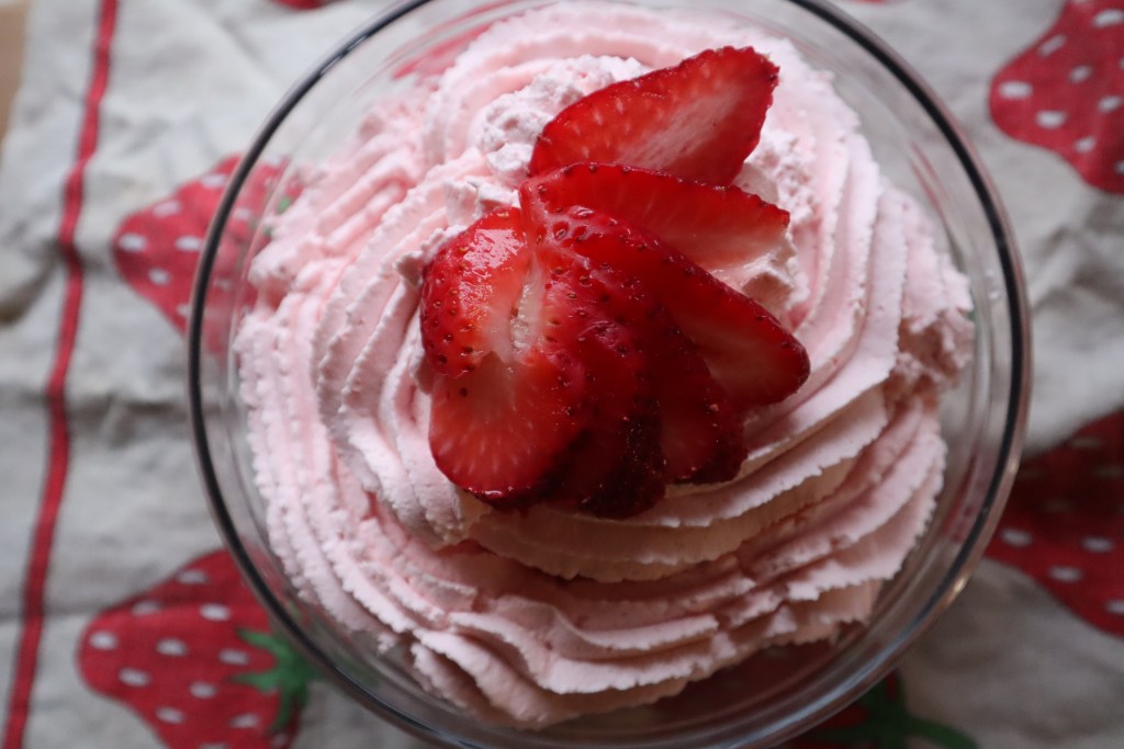 keto 3 ingredient strawberry fluff with strawberries on top