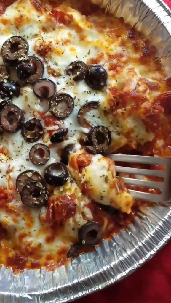 easy low carb keto crustless pizza casserole recipe
