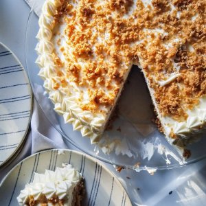 how to freeze Low Carb Carrot Cake recipe with frosting