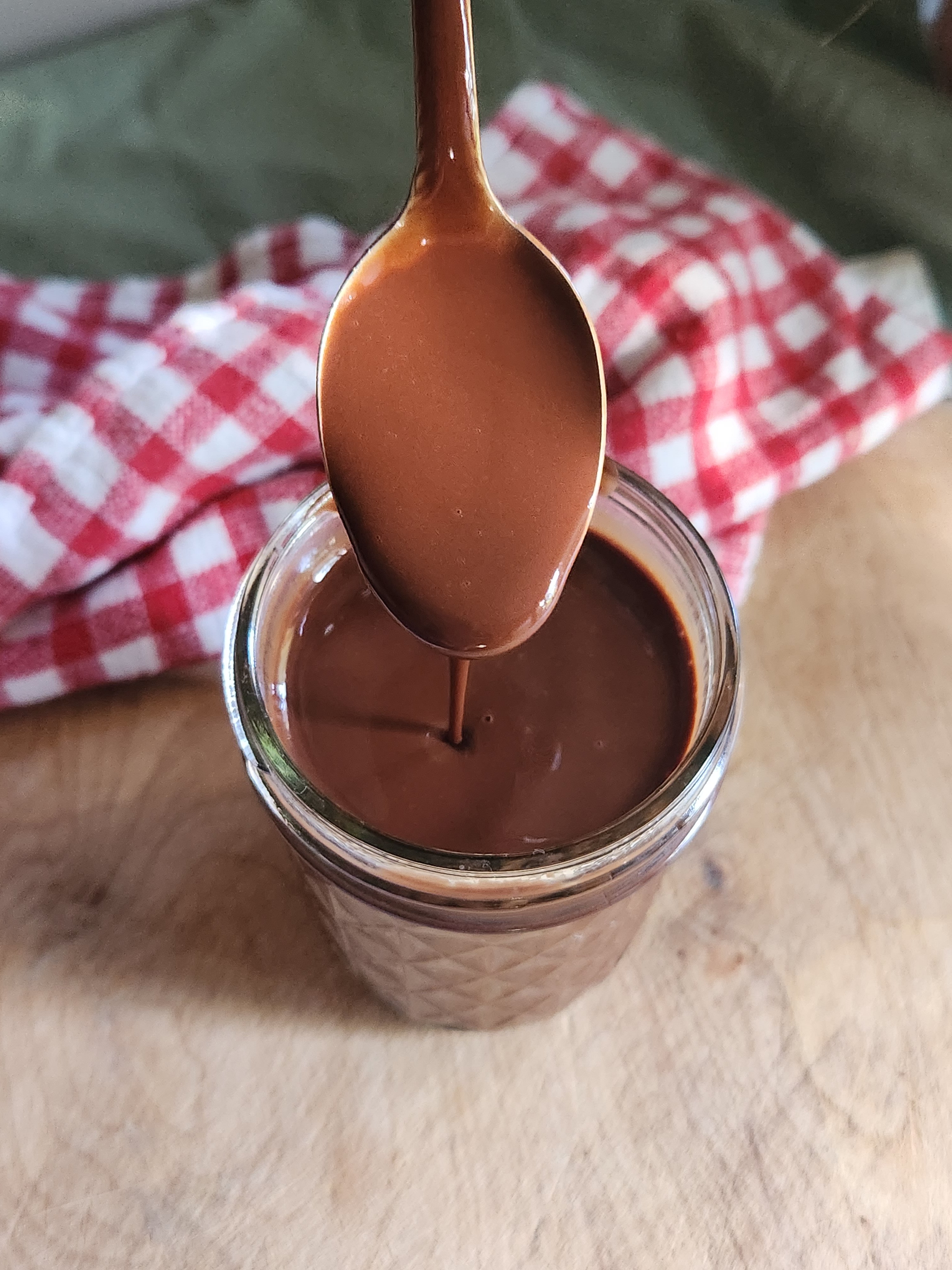 Homemade Low Carb Gluten Free Chocolate Syrup Recipe