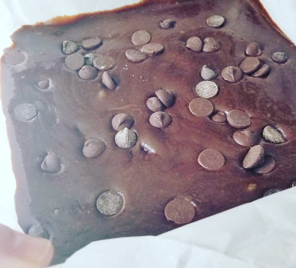 Fudge brownie batter with chocolate chips on top