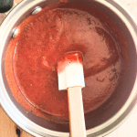 Low carb pizza sauce from one can of tomato paste in a saucepan