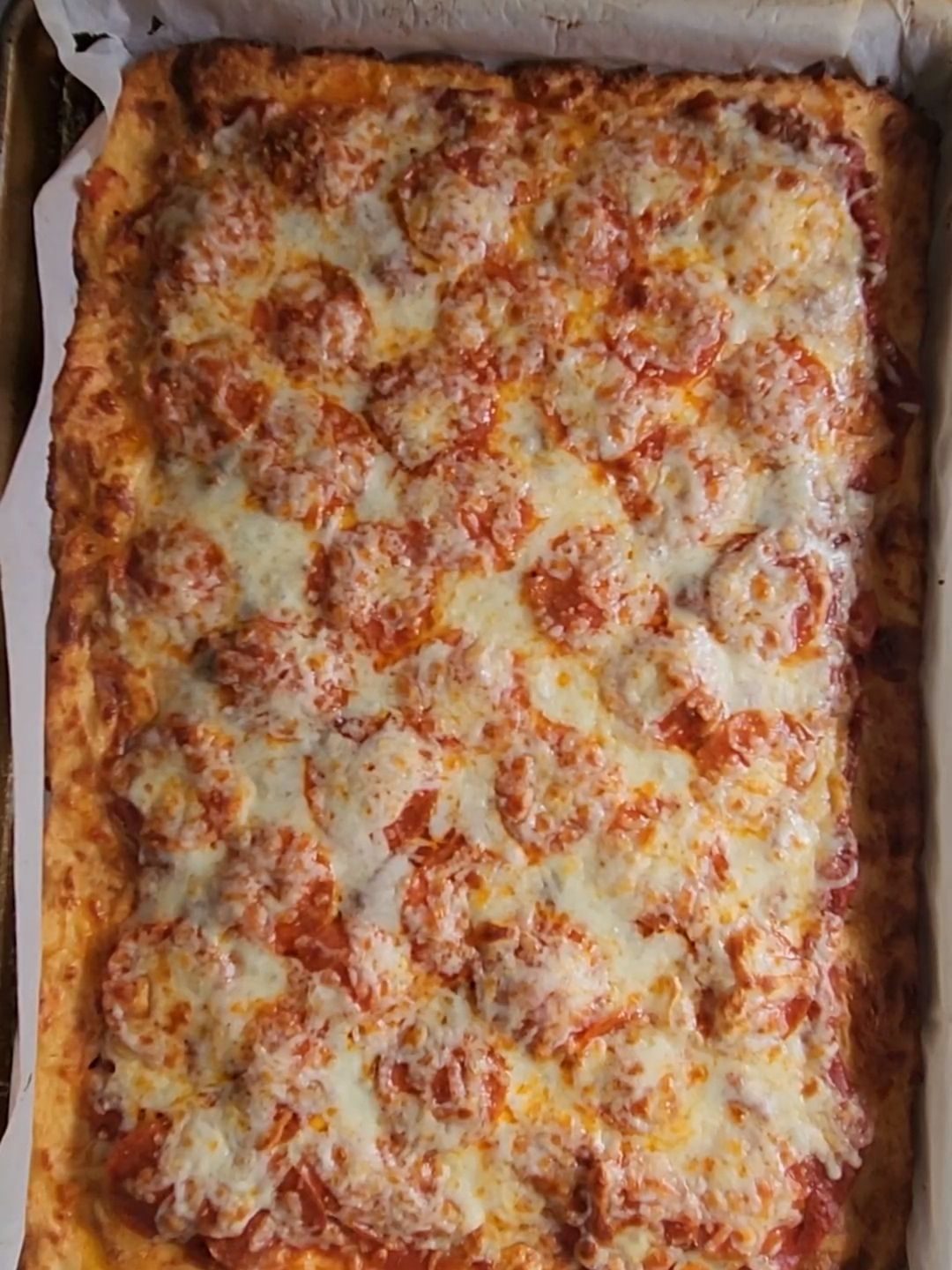 The best gluten-free keto friendly pizza.