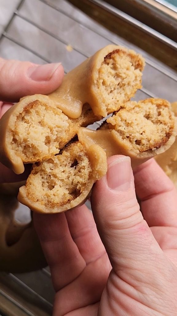 Gluten-free low-carb maple donuts with maple glaze.