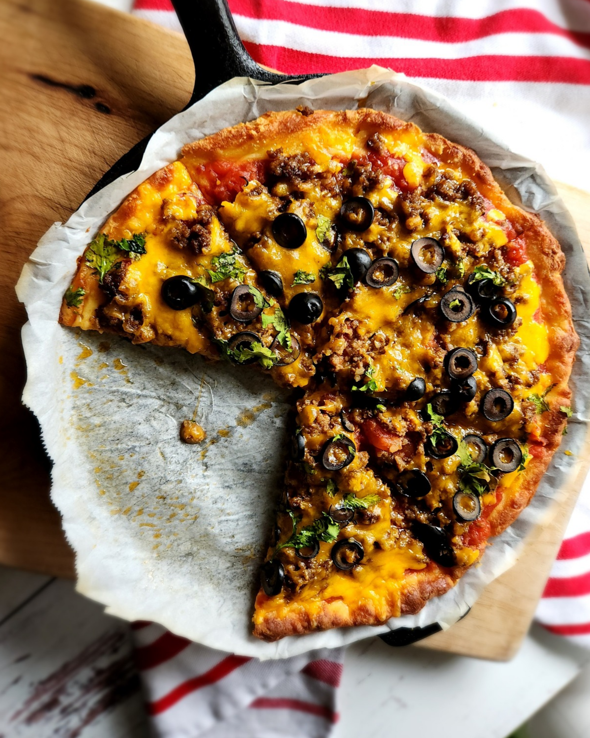Gluten free keto copycat godfathers taco pizza recipe.