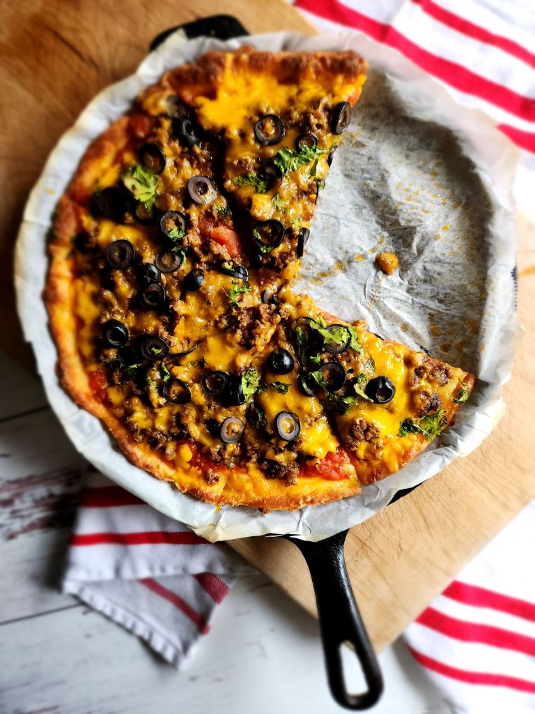 Gluten free keto copycat godfathers taco pizza baked.