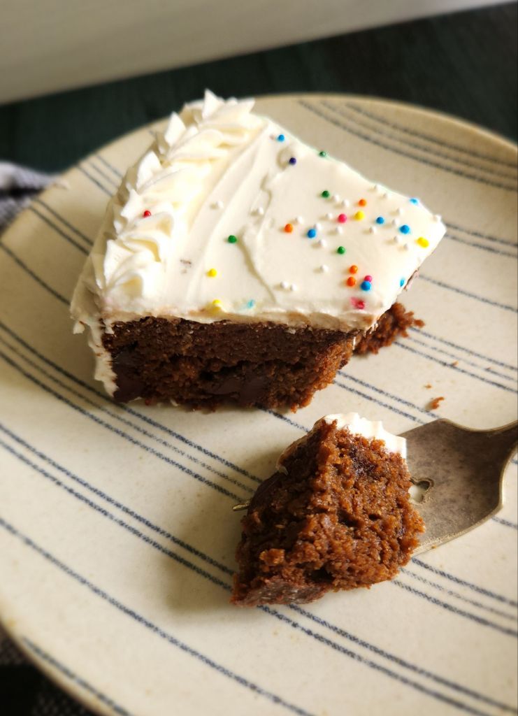 The best dairy free low carb chocolate cake recipe.