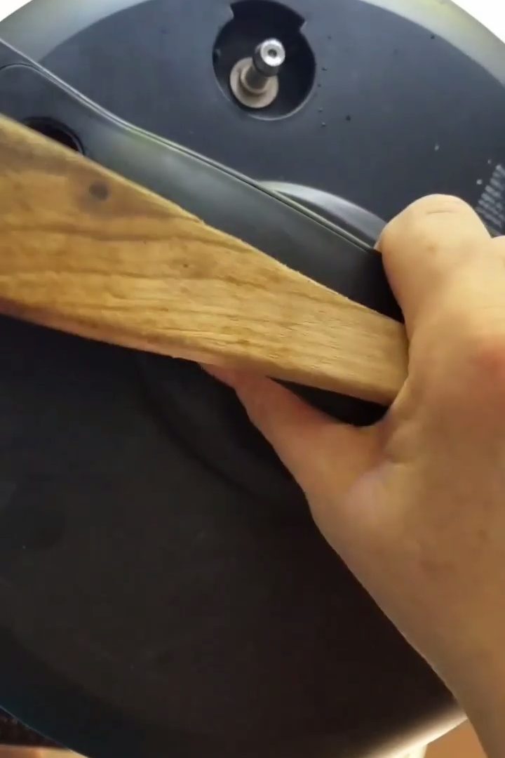 Putting the instant pot lid on to cook the low carb Egg Roll in a bowl