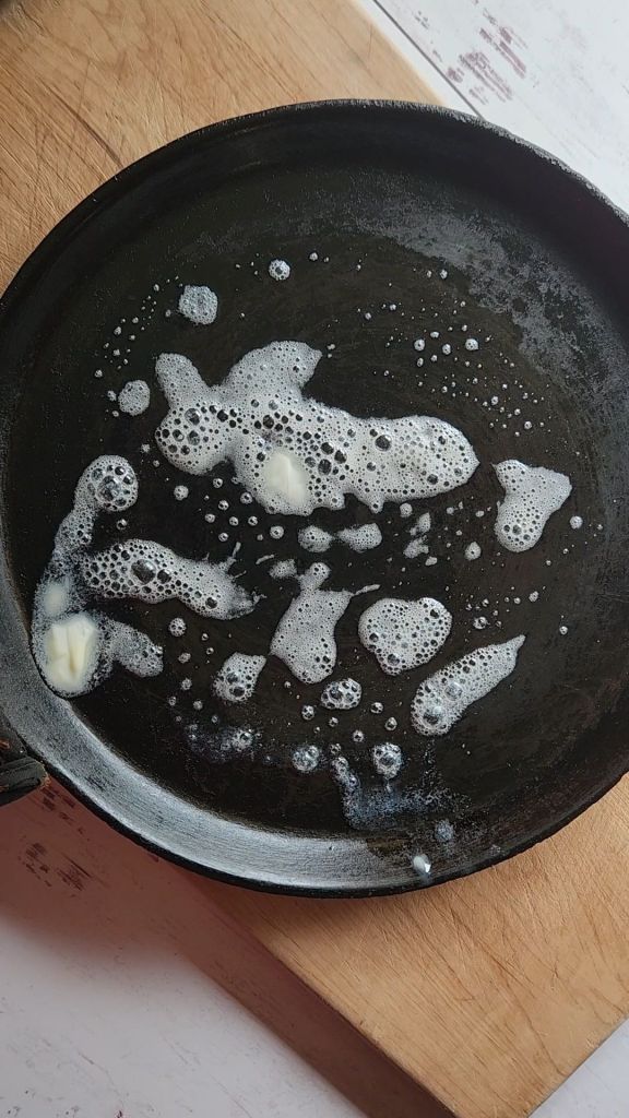 Cast iron griddle pan greece and waiting to make easy gluten free blender pancakes.