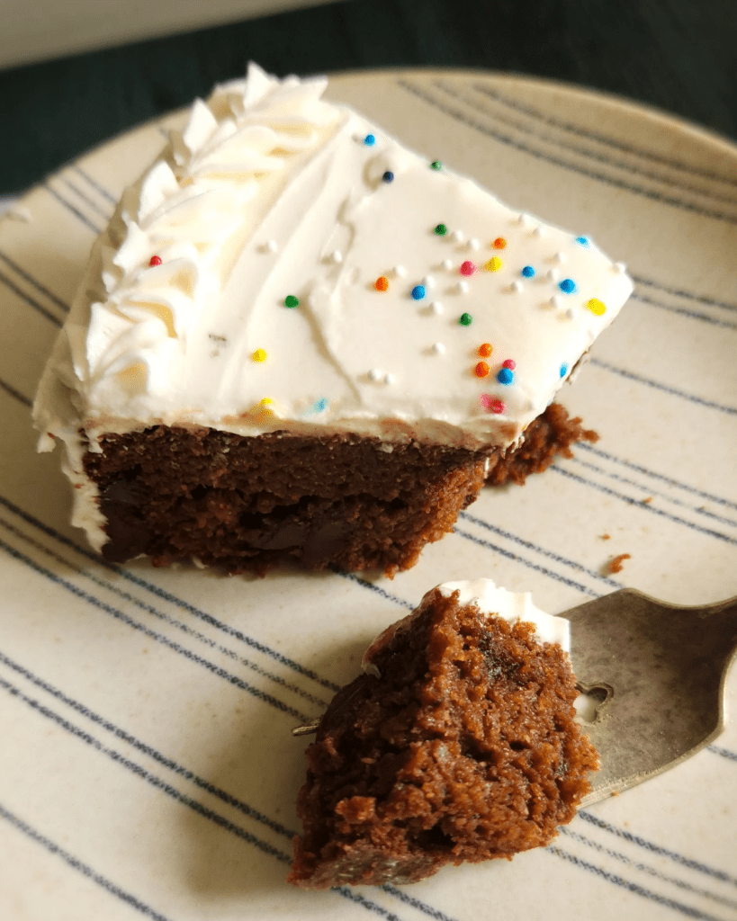 The best dairy free low carb chocolate cake recipe.