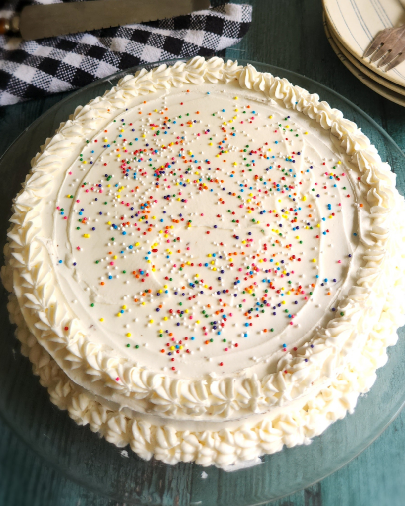 easy dairy-free low carb buttercream frosting recipe.