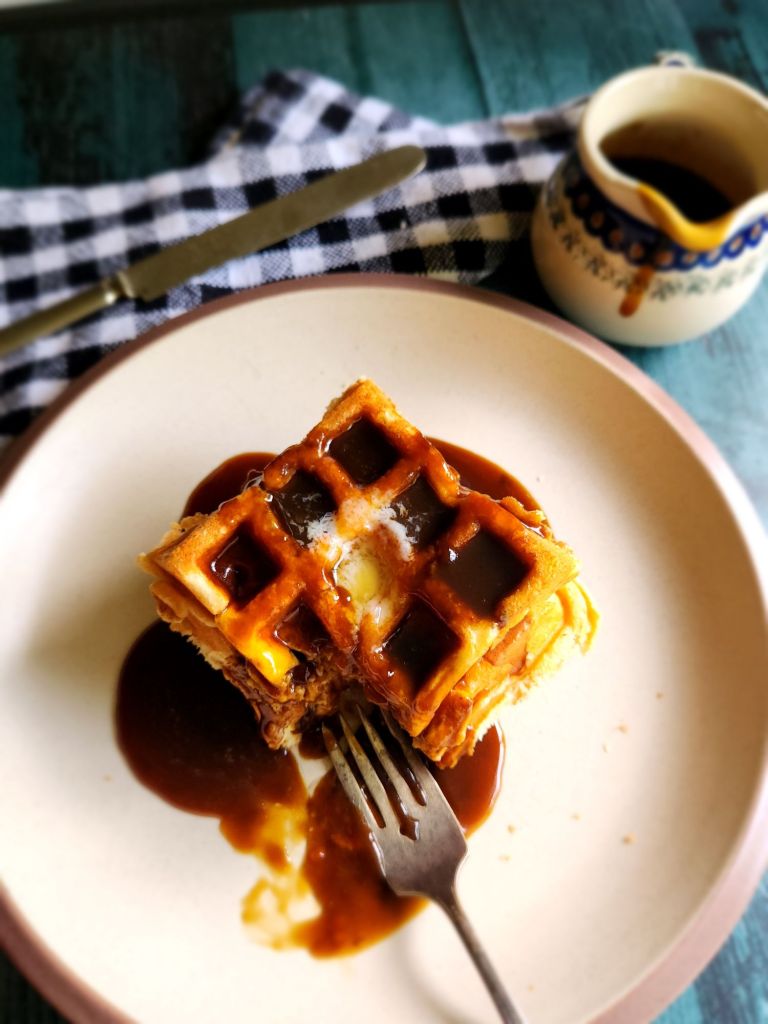 Easy gluten free low carb breakfast chaffle waffles.