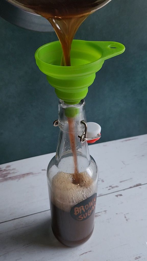 Low carb copycat starbucks brown sugar syrup recipe.