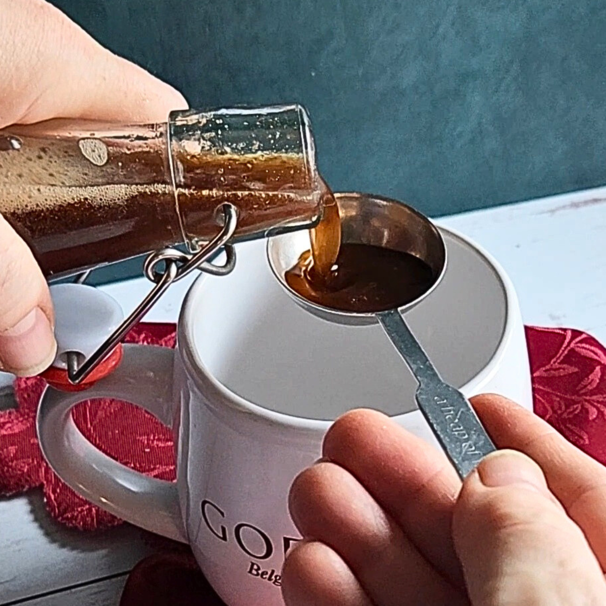 Low Carb Copycat Starbucks Brown Sugar Syrup Recipe