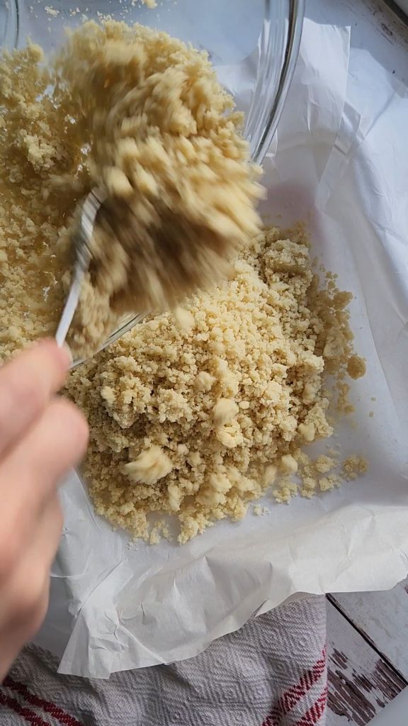 Gluten free low carb copycat graham pie crust recipe.