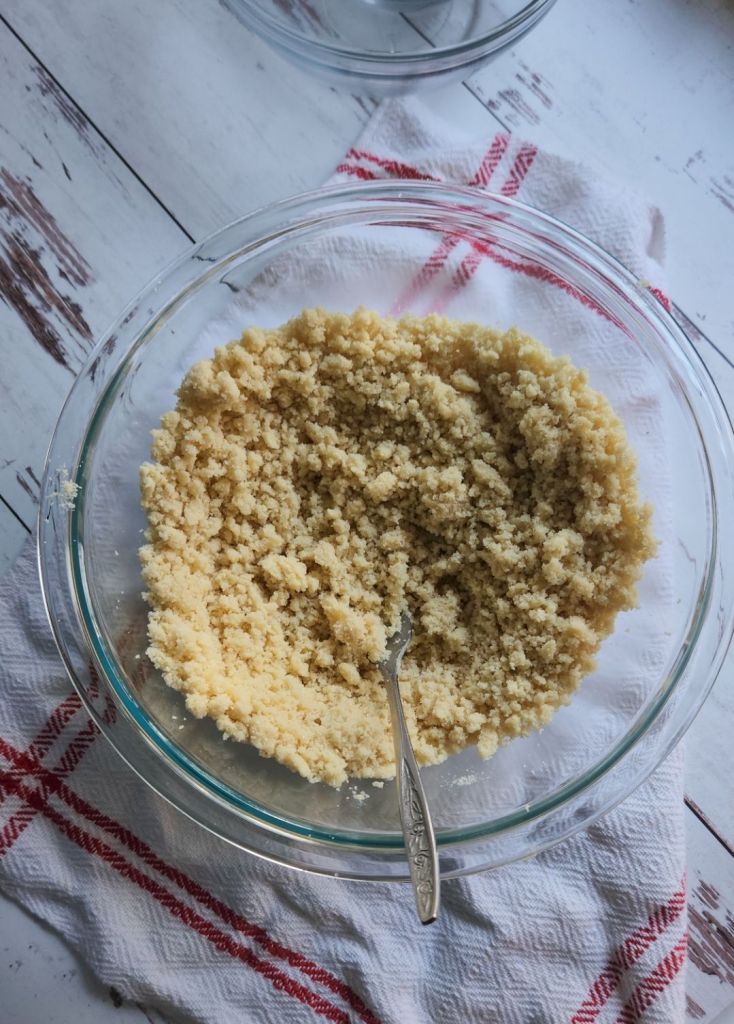 Gluten free low carb copycat graham pie crust recipe.