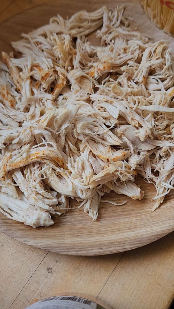 Shredded chicken for Easy , gluten free cordon blue chicken sliders recipe