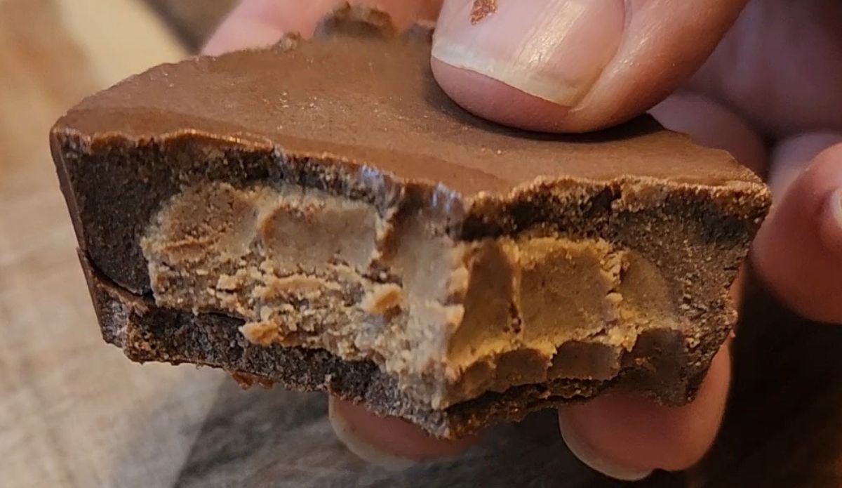 Easy 2 Ingredient Keto Protein Peanut Butter Cups